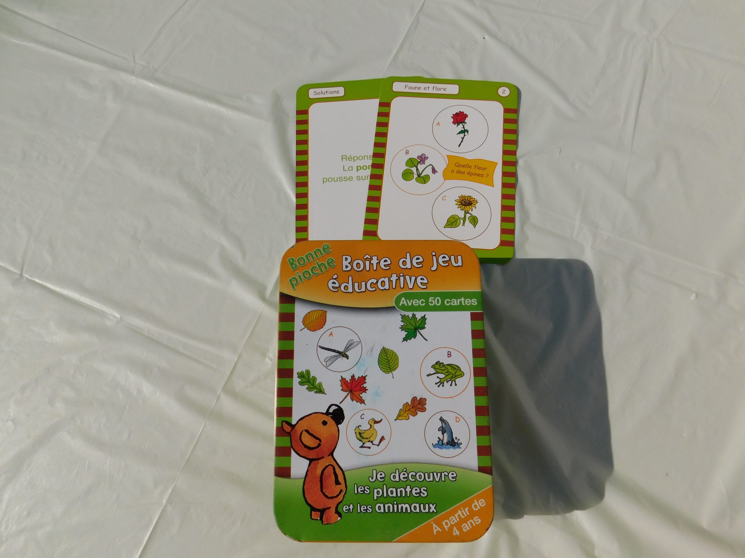 Boîte de jeu éducative